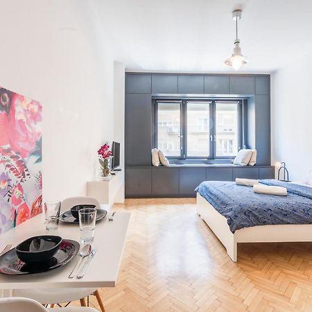 Bright Studio With Parliament View, Free Parking Budapeste Exterior foto